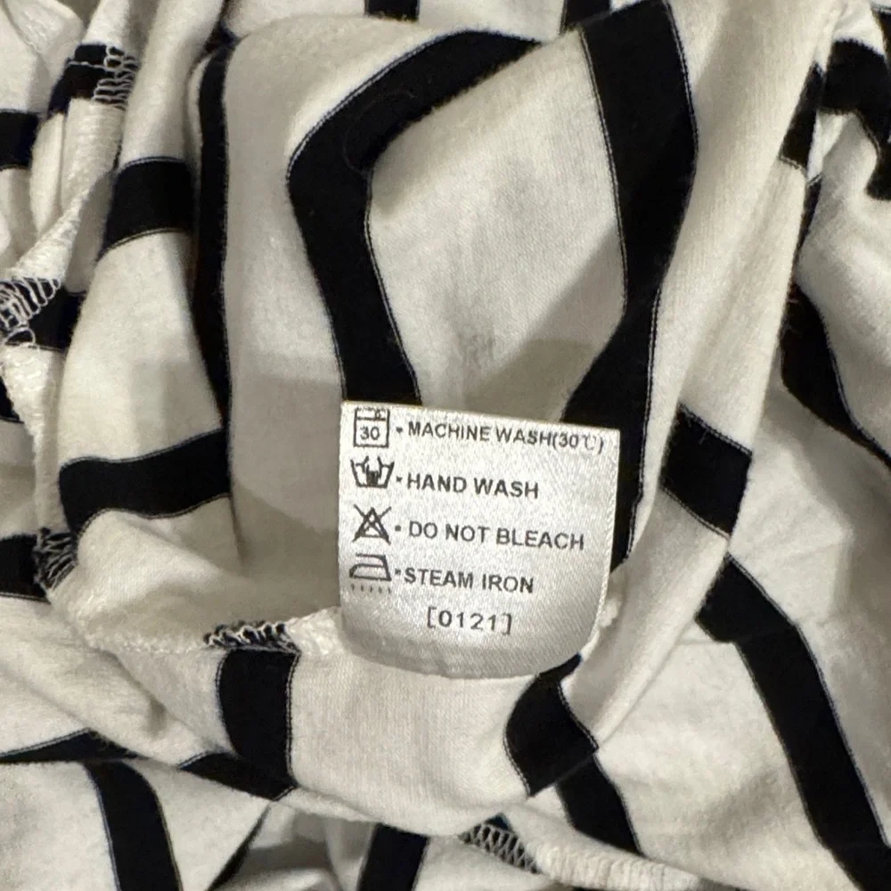 Striped Black and White‎ Maxi Dress - Picture 5 of 5